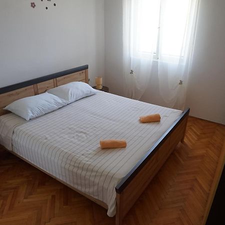 Vacation Home Ivan Kasic Bagian luar foto
