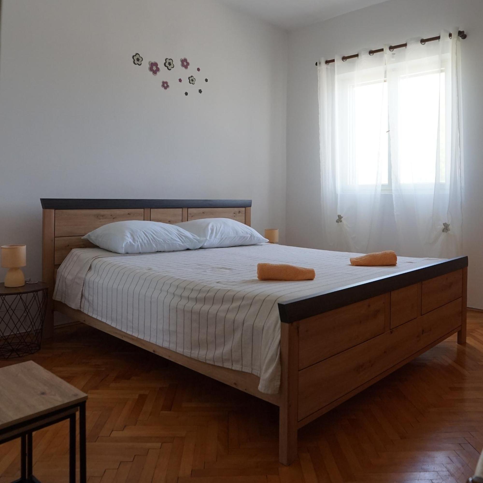 Vacation Home Ivan Kasic Bagian luar foto
